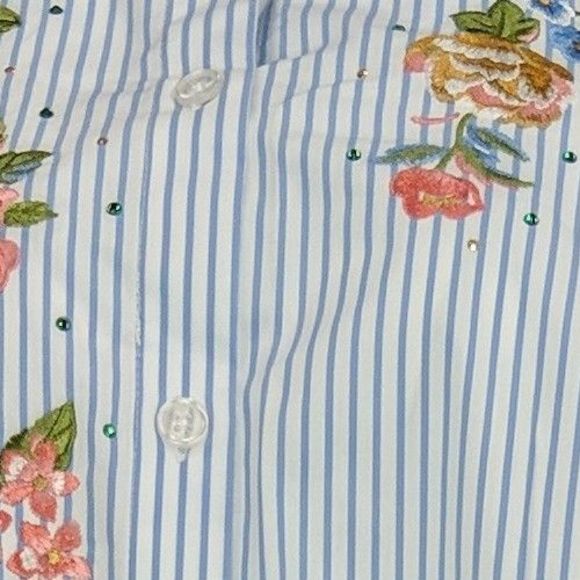 Quacker Factory Women's Top Sz XL Floral Fantasy Button Front Shirt Blue A568863 - Picture 3 of 5